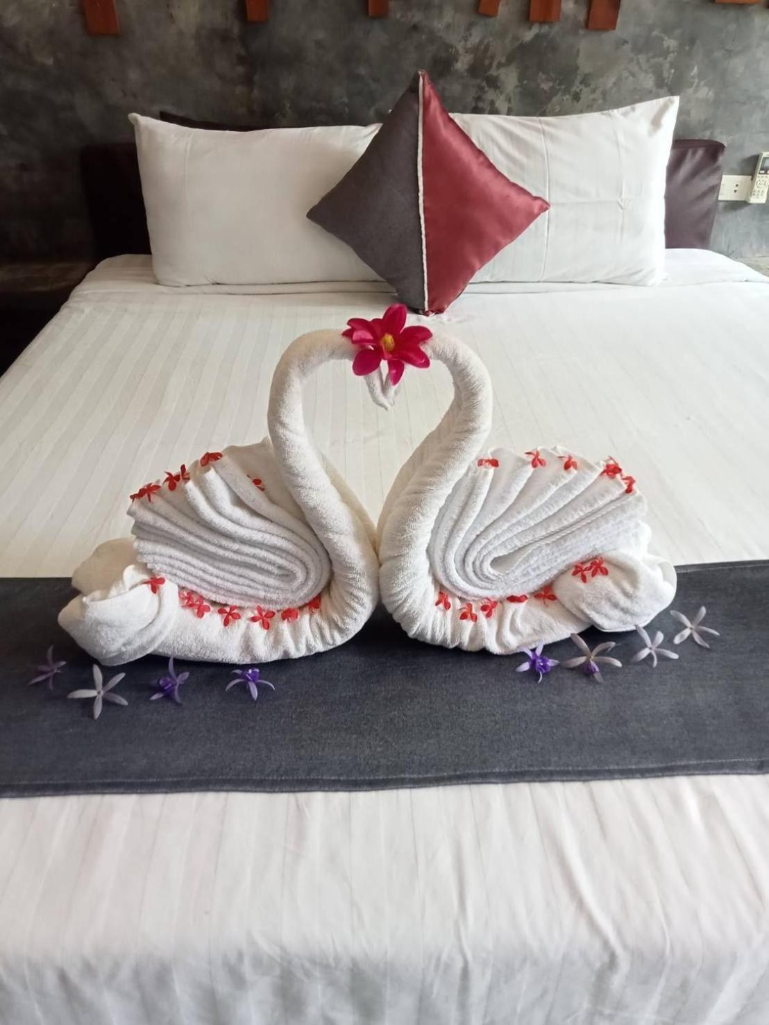 Keeree Loft Resort Thong Pha Phum Εξωτερικό φωτογραφία