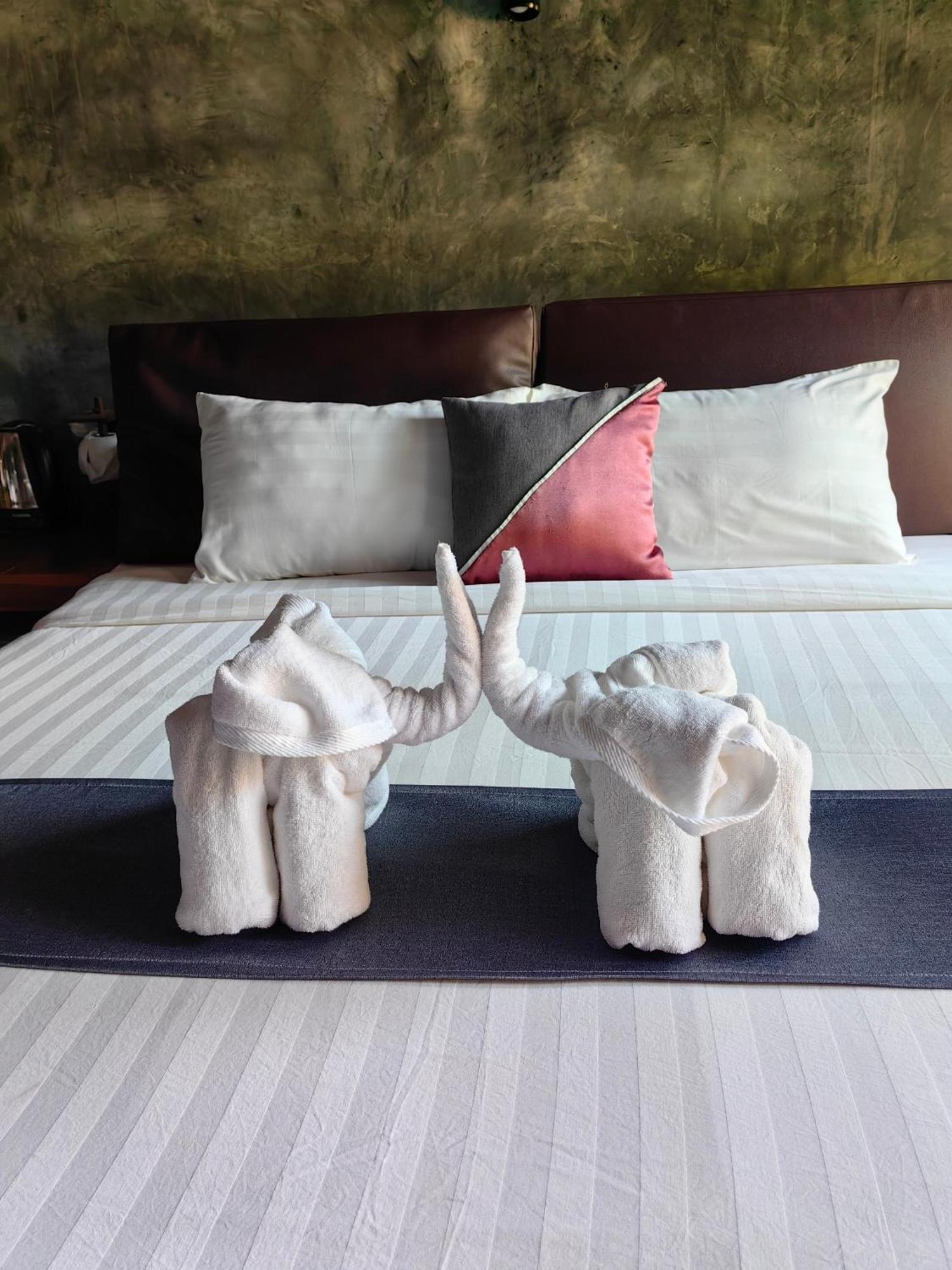 Keeree Loft Resort Thong Pha Phum Εξωτερικό φωτογραφία